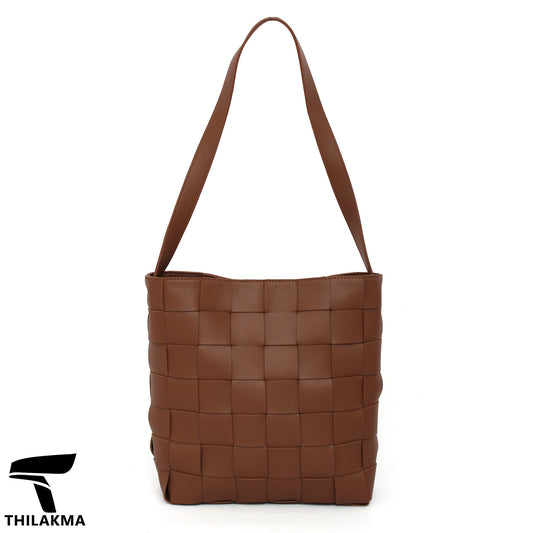 Stylish Woven Shoulder Bag with Pouch