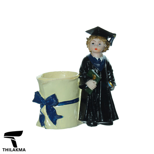 Graduation Figure Decoration Pen Holder 