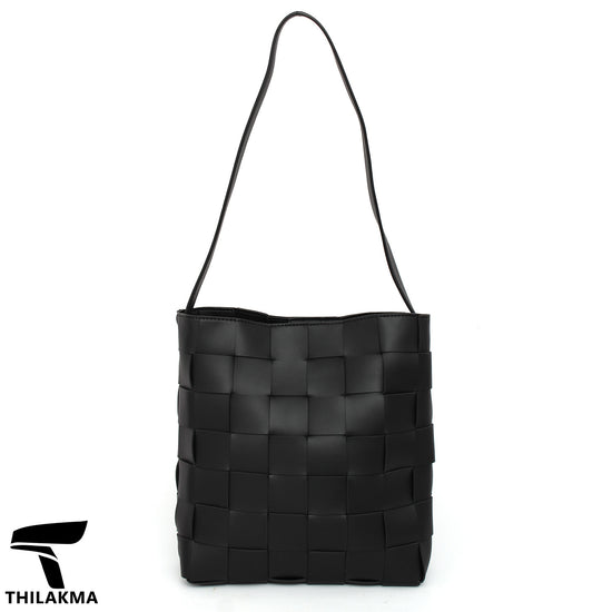 Stylish Woven Shoulder Bag with Pouch