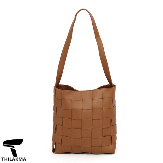 Stylish Woven Shoulder Bag with Pouch